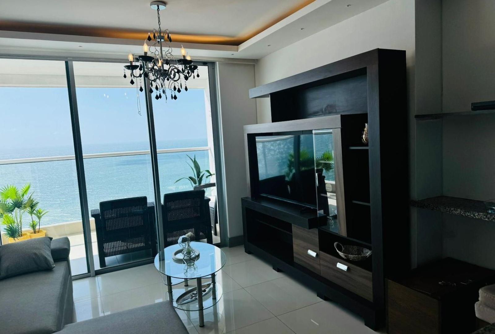 Delux Epa Colombia Cartagena